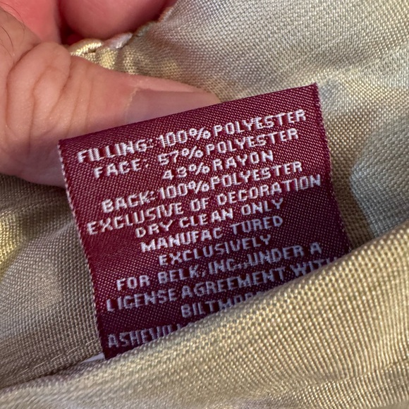 Set of 4 Decorative Pillow Cases: Biltmore - Picture 9 of 10